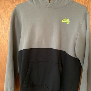 Nike SB boys youth hoodie